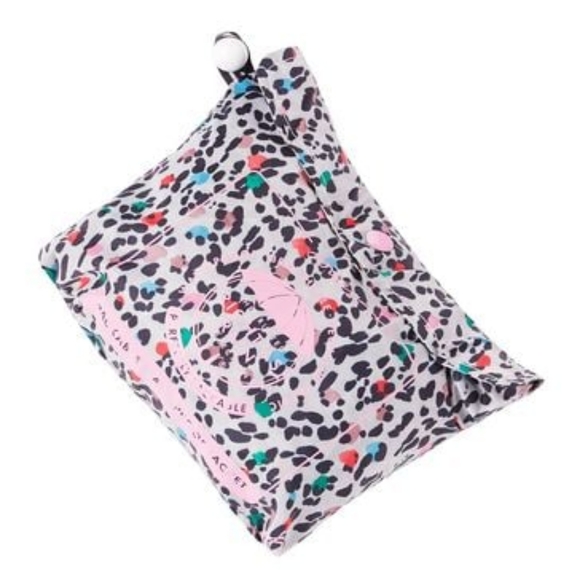 🌈JOULES Golightly Packable Waterproof Raincoat in Silver Leopard - Picture 5 of 16